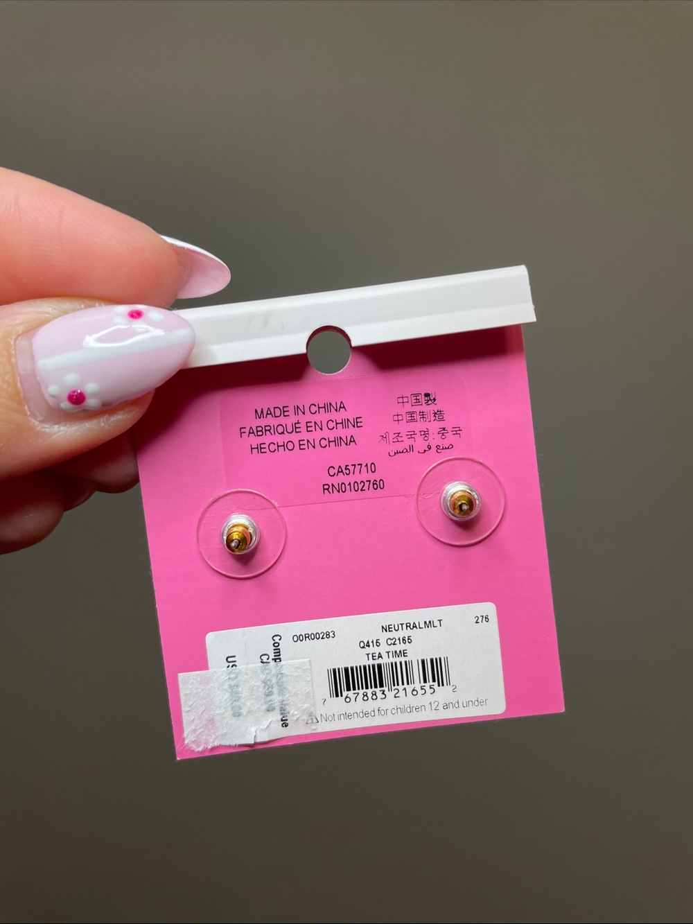 Kate Spade Alice in Wonderland "Tea Time" Stud Earrings - NWT - Picture 3 of 7